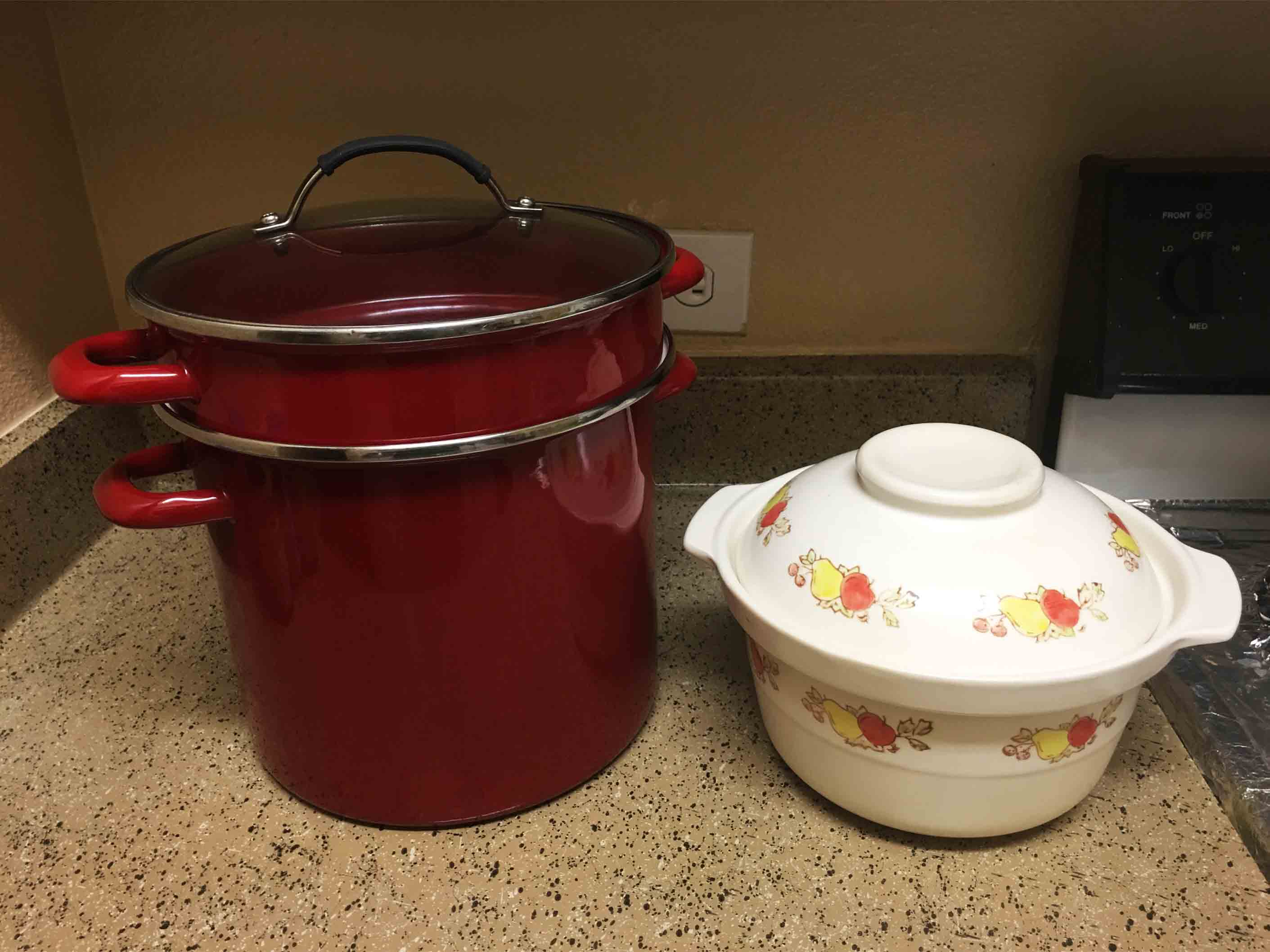 红色大蒸锅 - $5（已出）    砂锅 - $4（已出）