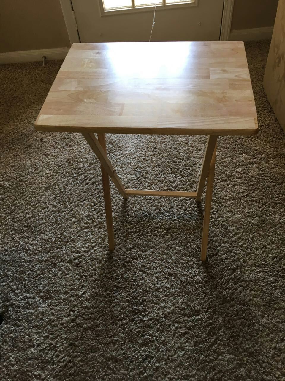 小木桌
